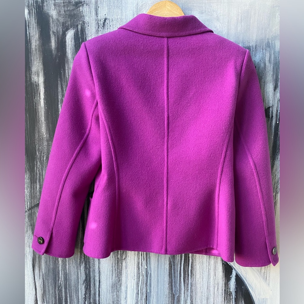 RARE Salvatore Ferragamo Fuchsia Virgin Wool Skirt Suit – Made in Italy Size 40 - Picture 7 of 16